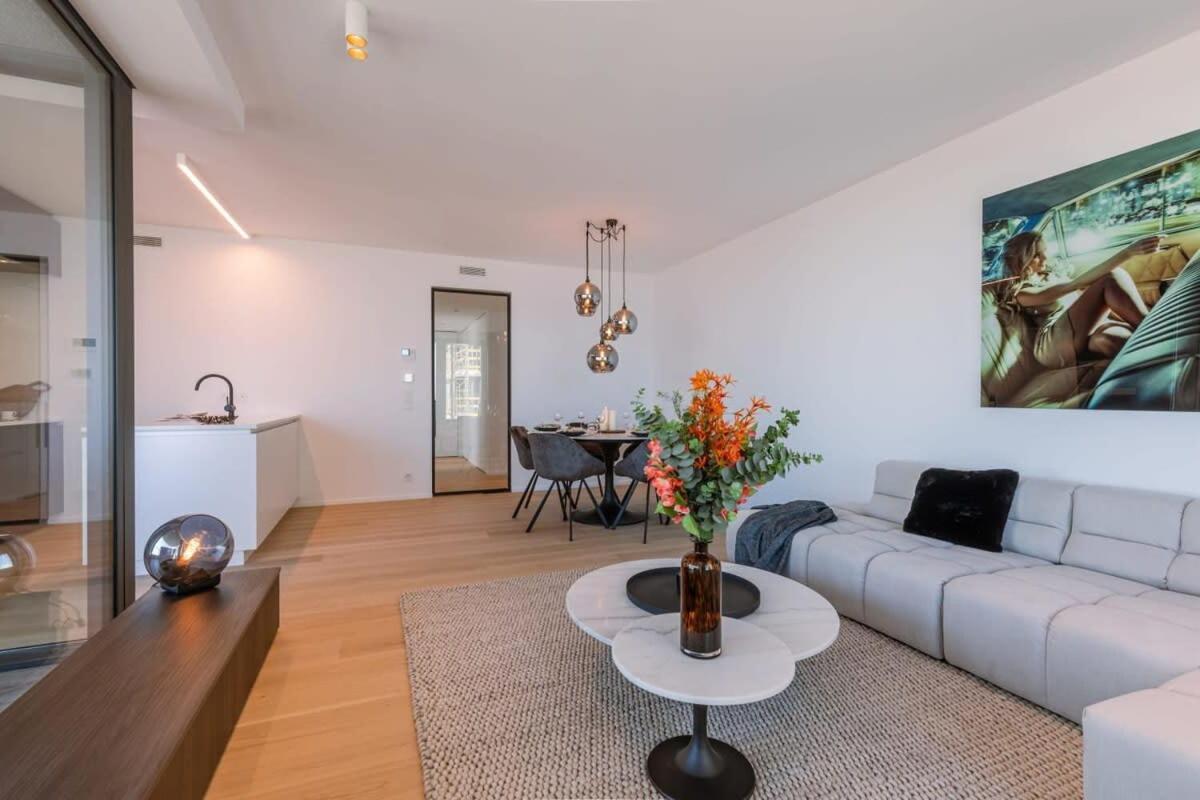Huswell - Stunning Apartment With Breathtaking Views Oostende Buitenkant foto